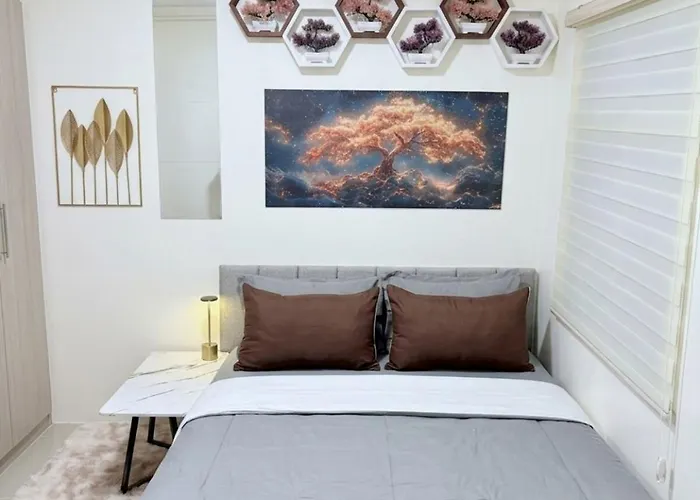 Cozy Near Araneta With Smartlock, Netflix, And Wifi Manila