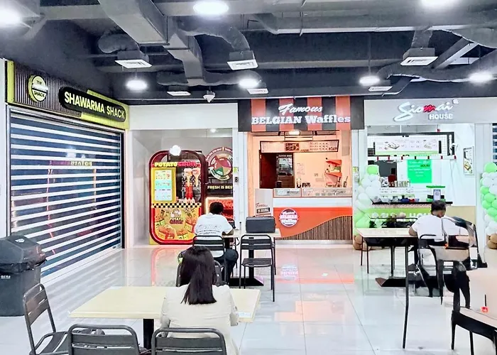Cozy Near Araneta With Smartlock, Netflix, And Wifi * Manila