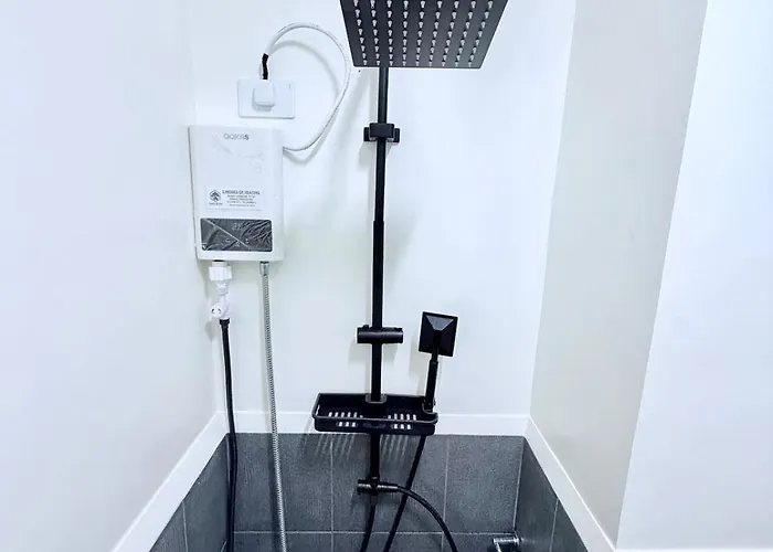 Cozy Near Araneta With Smartlock, Netflix, And Wifi