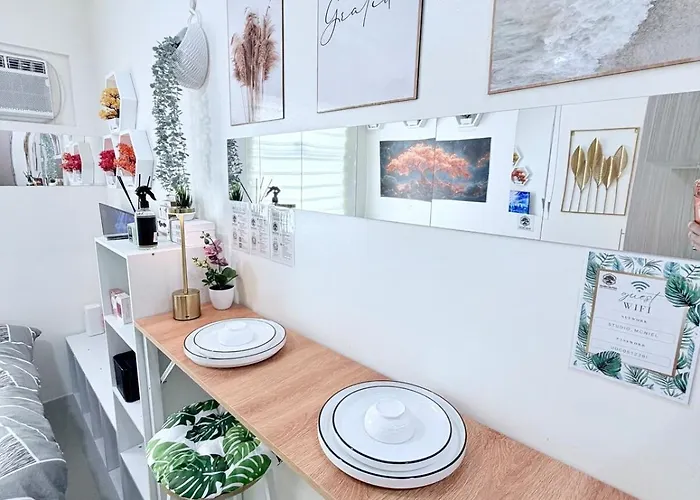 Cozy Near Araneta With Smartlock, Netflix, And Wifi Manila